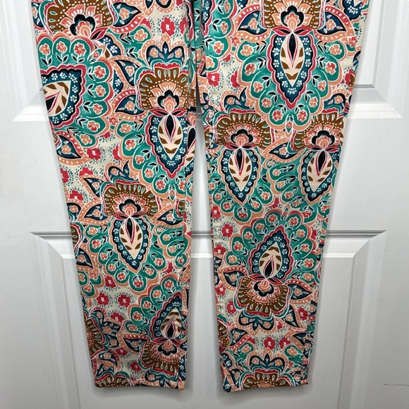 Chicos Size S So Slimming Colorful Stretch Bombay Paisley Girlfriend Ankle Jeans - Picture 5 of 15